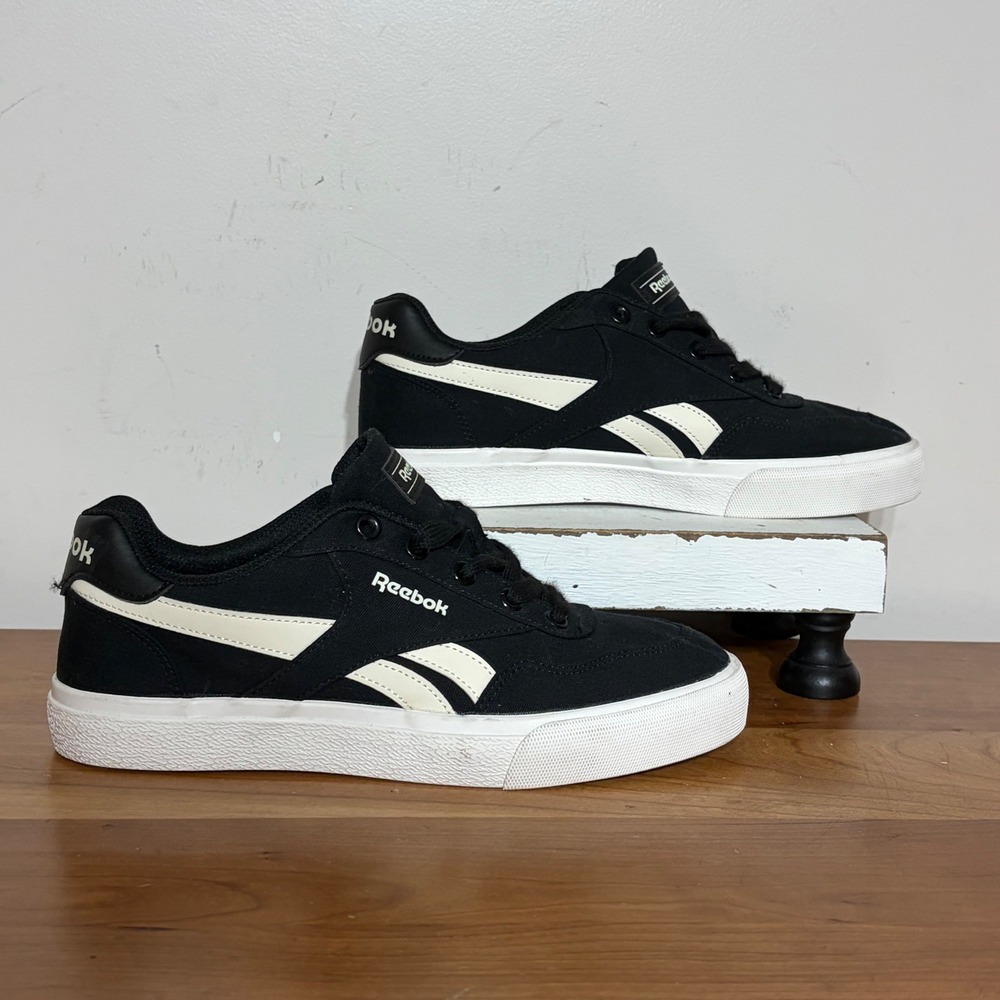 Reebok Royal Complete 3.0 Low Black White Canvas Sneakers Mens 7 FFC0119597